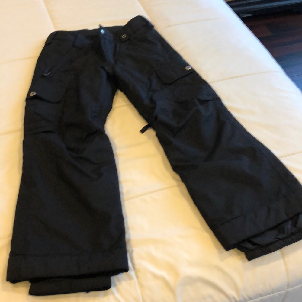 Burton youth Medium cargo ski/snowboard pant